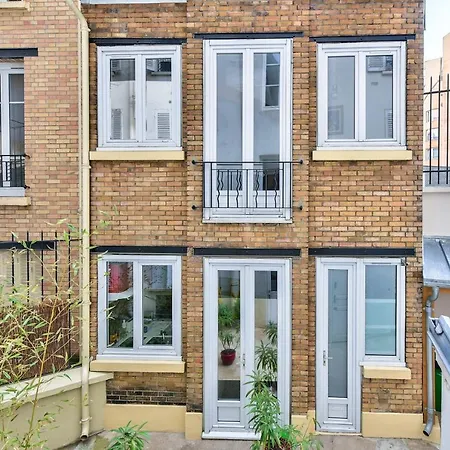 Studio On Mezzanine Floor - Picpusbercy Apartment *